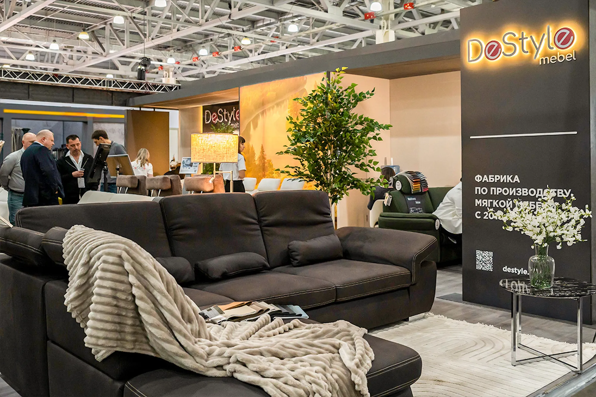 ООО «Дестайлмебель» на выставке МЕБЕЛЬ-2025 в Москве: новые горизонты и новые партнёры